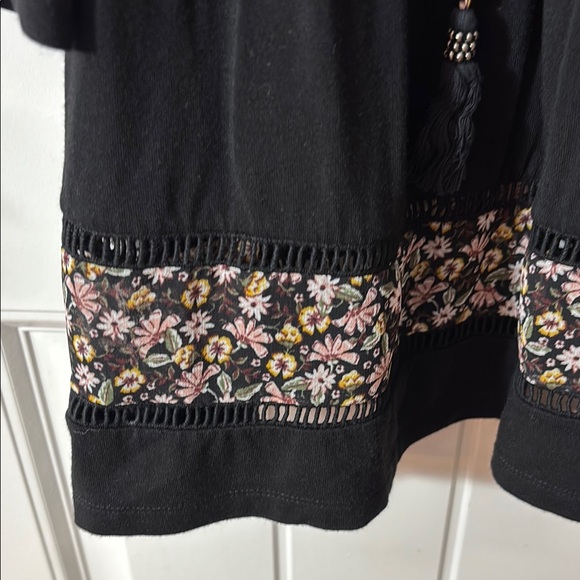 Daniel Rainn Black Embellished Tunic with Bib Collar - Picture 6 of 8